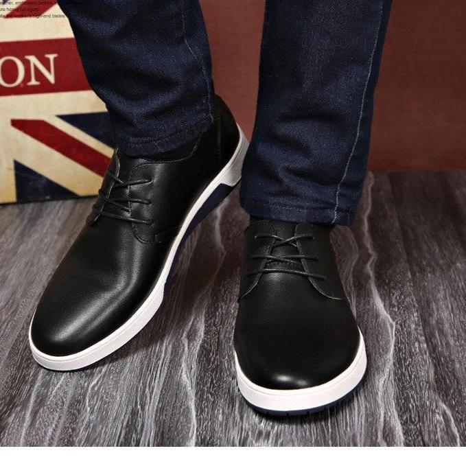 Man Casual Leather Shoes